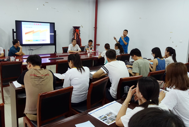 复件 1、研究生招生宣讲.JPG