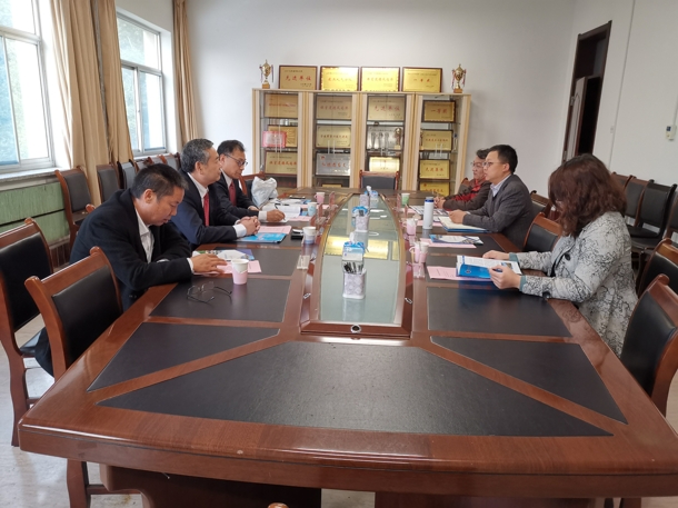 1  调研组与山东理工大学经济学院交流（发文稿）.jpg