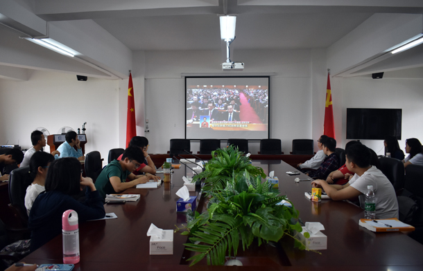 复件 观看现场.JPG