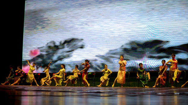 1556620062665787.jpg 舞蹈表演《金陵 1937》2_副本.jpg