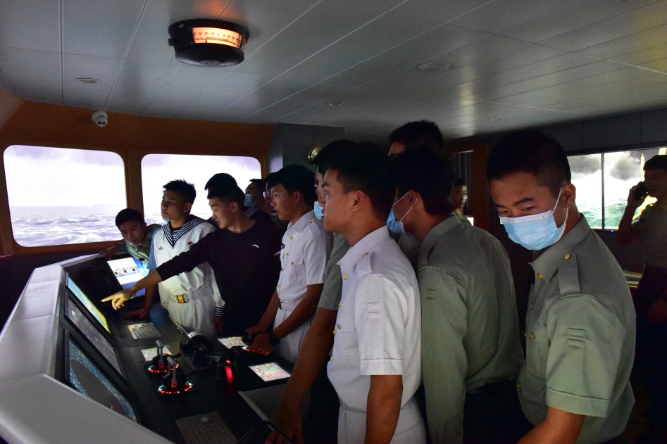 说明: C:\Users\gdouh\Desktop\2021_1126_ff7f3480j00r35p9k03mhc002u801w8c.jpg