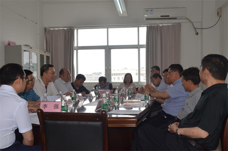 青海人大考察基地报导1 (1).JPG