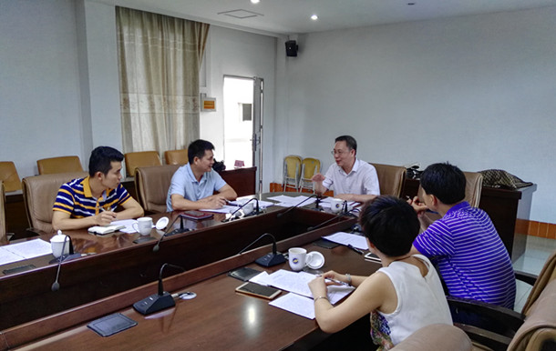 1503669014113444.jpg 座谈会场_副本.jpg